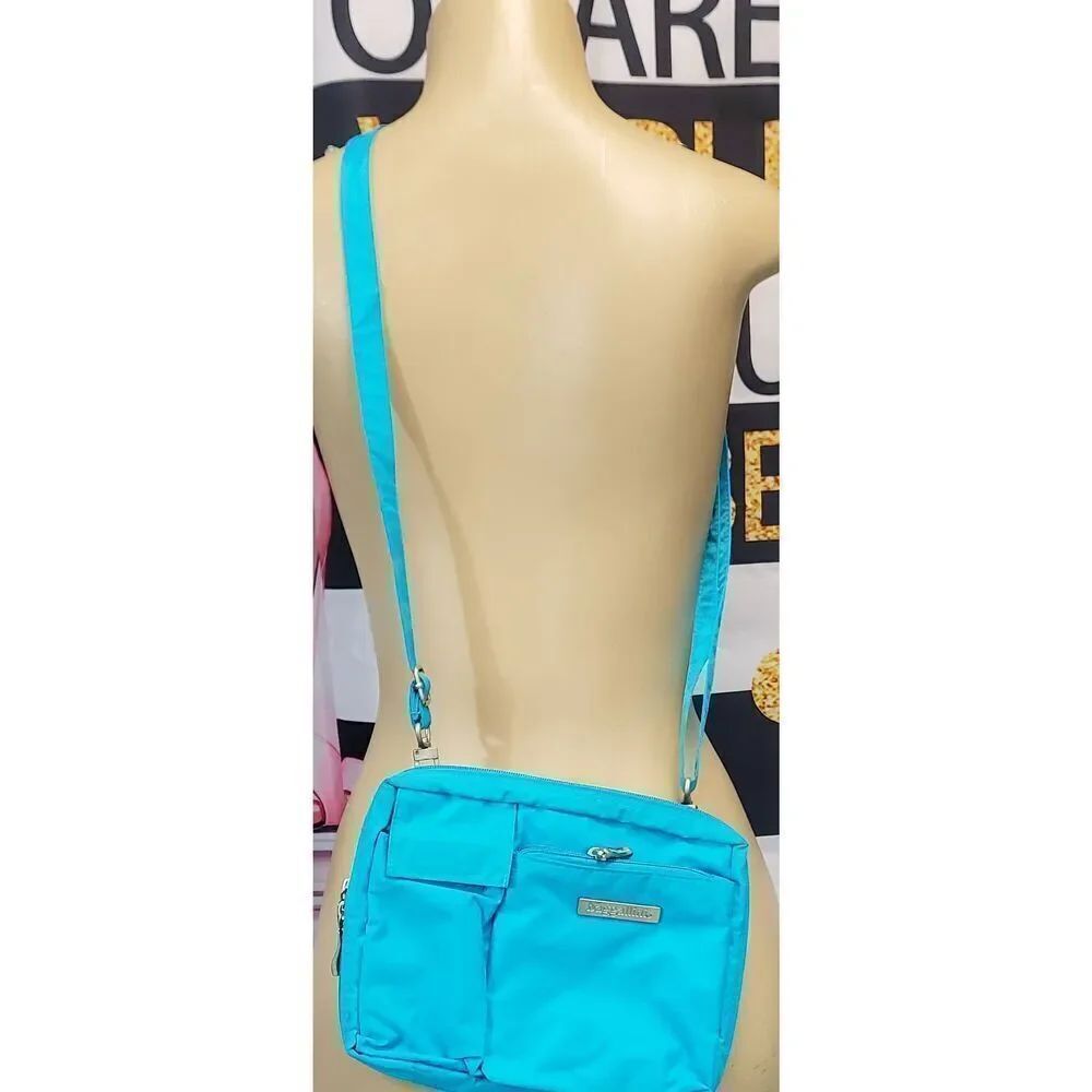 Baggallini crossbody